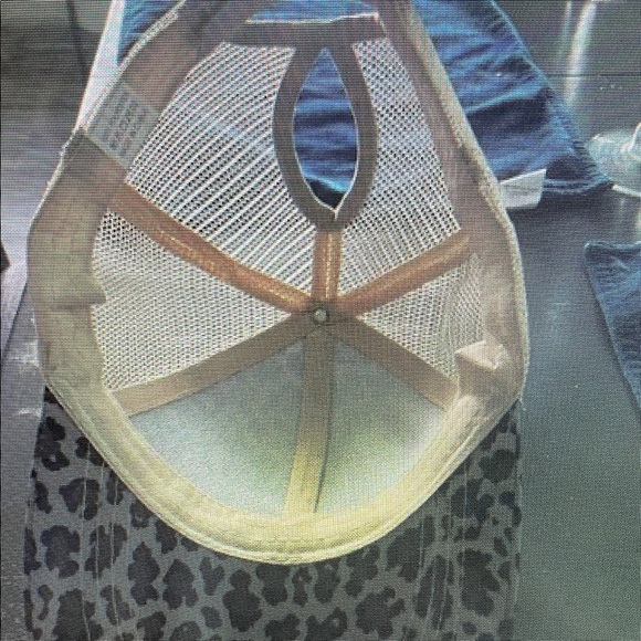 Leopard Print Baseball Cap - Picture 3 of 3